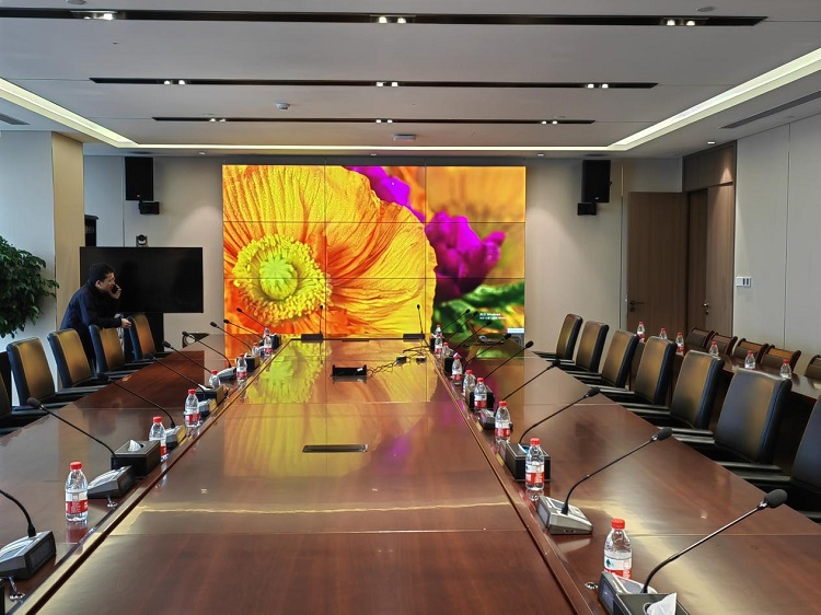 液晶拼接屏怎么樣實現(xiàn)會議辦公顯示？